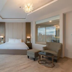 the-golden-seaview-panorama-tower.nhatrangbesthotels.com/