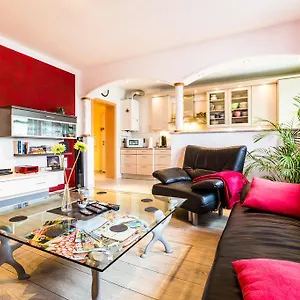 Apartment Messenaehe